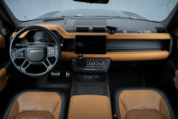 Land Rover Defender 110 P400e 110 X URBAN STOELVERWARMING & VERKOELING | ADAPTIVE | TREKHAAK | STUURVERWARMING | URBAN | SFEERVERLICHTING |