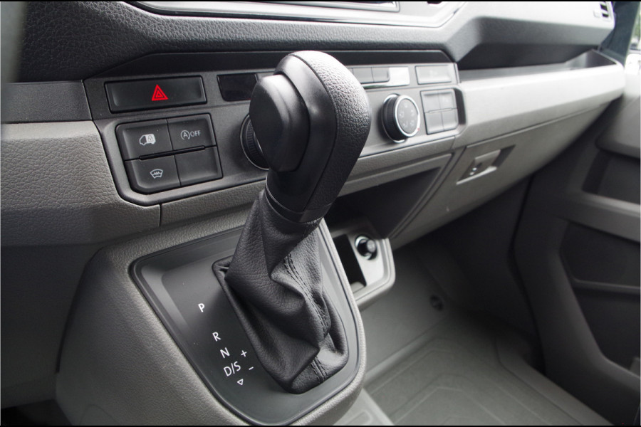 Volkswagen Crafter 30 2.0 TDI L3H2 Highline > 177pk/Dubbele schuifdeur/automaat/camera/comfort stoel...