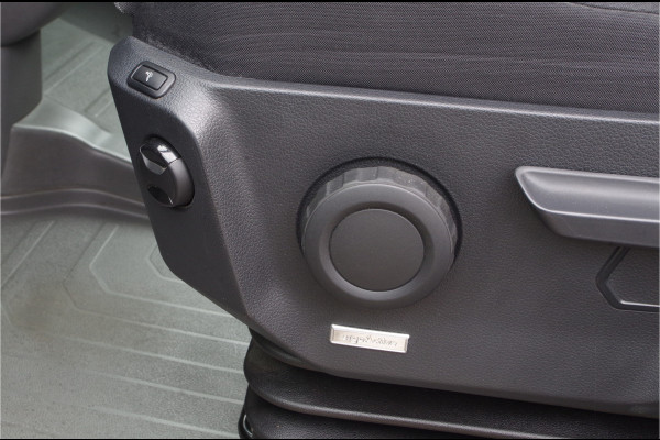 Volkswagen Crafter 30 2.0 TDI L3H2 Highline > 177pk/Dubbele schuifdeur/automaat/camera/comfort stoel...