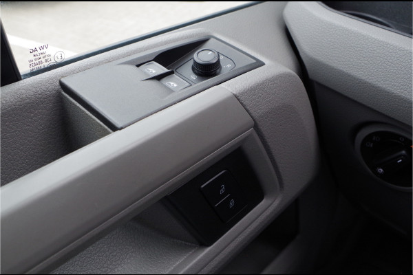 Volkswagen Crafter 30 2.0 TDI L3H2 Highline > 177pk/Dubbele schuifdeur/automaat/camera/comfort stoel...