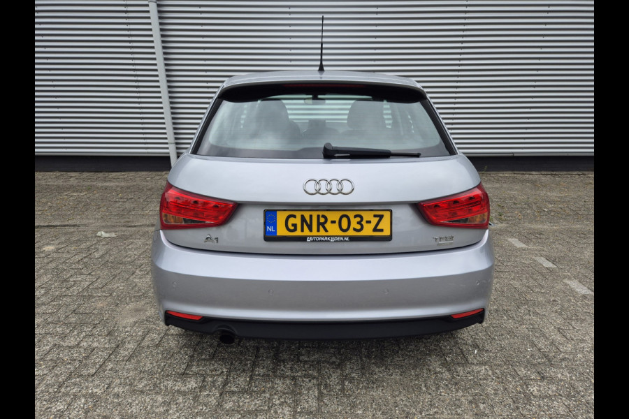 Audi A1 SPORTBACK 1.0 TFSI ,airco,navigatie,parkeersensoren, 5Deurs,