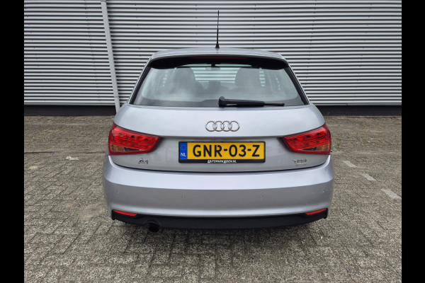 Audi A1 SPORTBACK 1.0 TFSI ,airco,navigatie,parkeersensoren, 5Deurs,