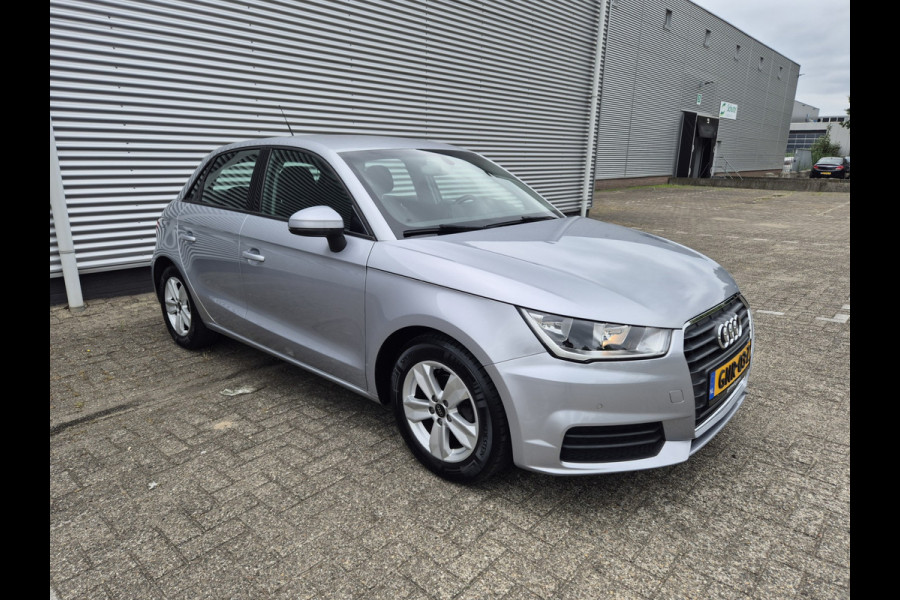 Audi A1 SPORTBACK 1.0 TFSI ,airco,navigatie,parkeersensoren, 5Deurs,