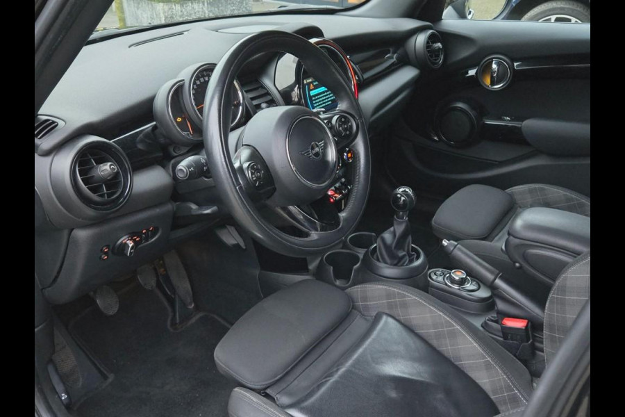 MINI Mini 1.5 COOPER CHILI | CLIMATE CONTROL | NAVIGATIE | SPORTSTOELEN | LED KOPLAMPEN | KEYLESS ENTRY | 17 INCH LM VELGEN |