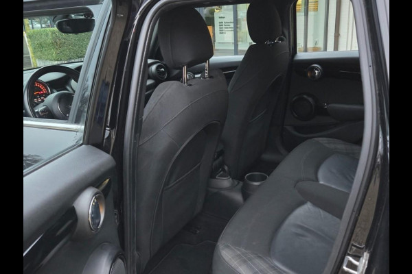 MINI Mini 1.5 COOPER CHILI | CLIMATE CONTROL | NAVIGATIE | SPORTSTOELEN | LED KOPLAMPEN | KEYLESS ENTRY | 17 INCH LM VELGEN |