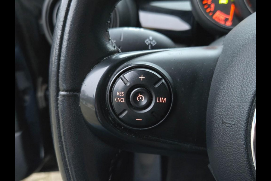 MINI Mini 1.5 COOPER CHILI | CLIMATE CONTROL | NAVIGATIE | SPORTSTOELEN | LED KOPLAMPEN | KEYLESS ENTRY | 17 INCH LM VELGEN |