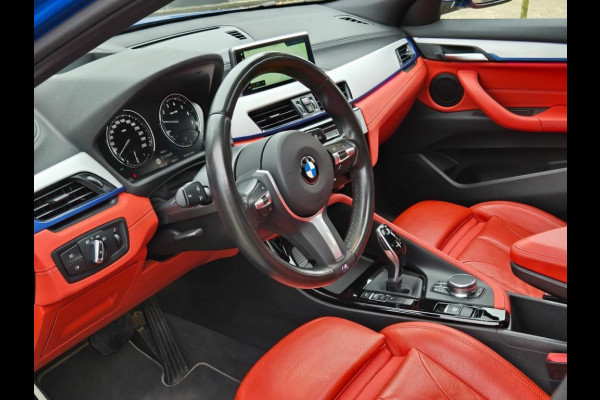 BMW X2 18I M SPORT | PANORAMA | MEMORY STOELEN | CAMERA | 19 INCH LM VELGEN | LEDER |
