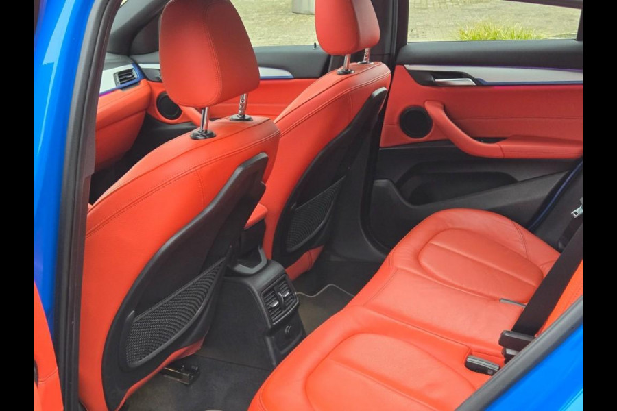 BMW X2 18I M SPORT | PANORAMA | MEMORY STOELEN | CAMERA | 19 INCH LM VELGEN | LEDER |