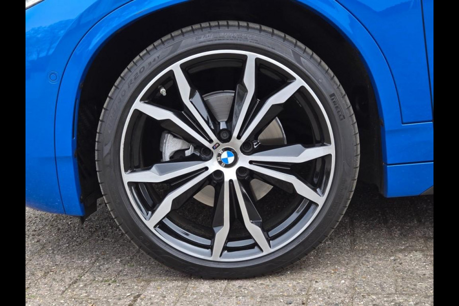BMW X2 18I M SPORT | PANORAMA | MEMORY STOELEN | CAMERA | 19 INCH LM VELGEN | LEDER |