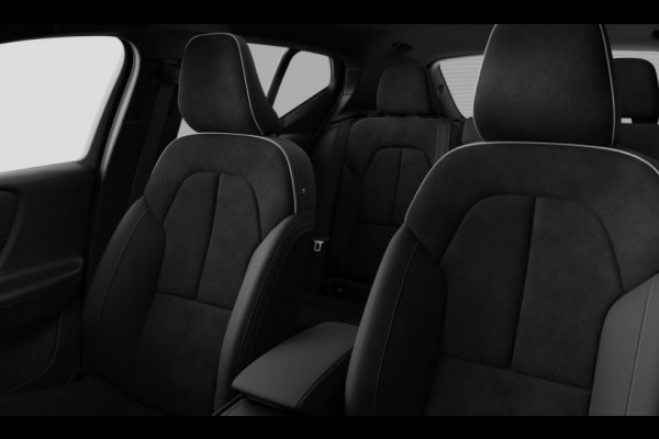 Volvo EX40 252PK Auotmaat Single Motor Extended Range Plus Panoramadak / Apple Carplay / Android Auto / Harman kardon audio / Adaptive cruise control / Pilot assist / Lichtmetalen velgen /