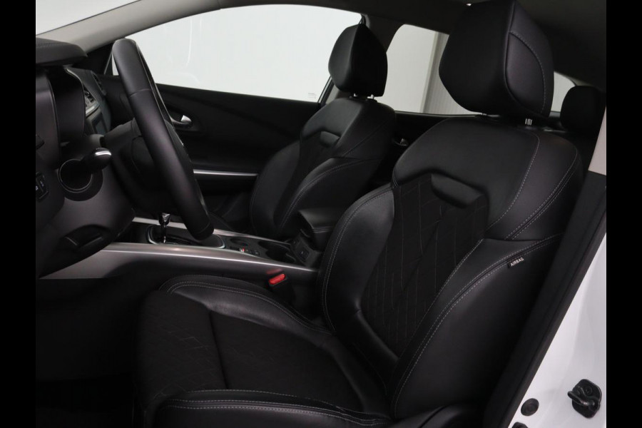 Renault Kadjar 1.3 TCe Techno | Automaat | Stoelverwarming | Trekhaak | Carplay | Camera | Half leder | Keyless | Full LED