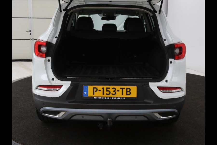 Renault Kadjar 1.3 TCe Techno | Automaat | Stoelverwarming | Trekhaak | Carplay | Camera | Half leder | Keyless | Full LED