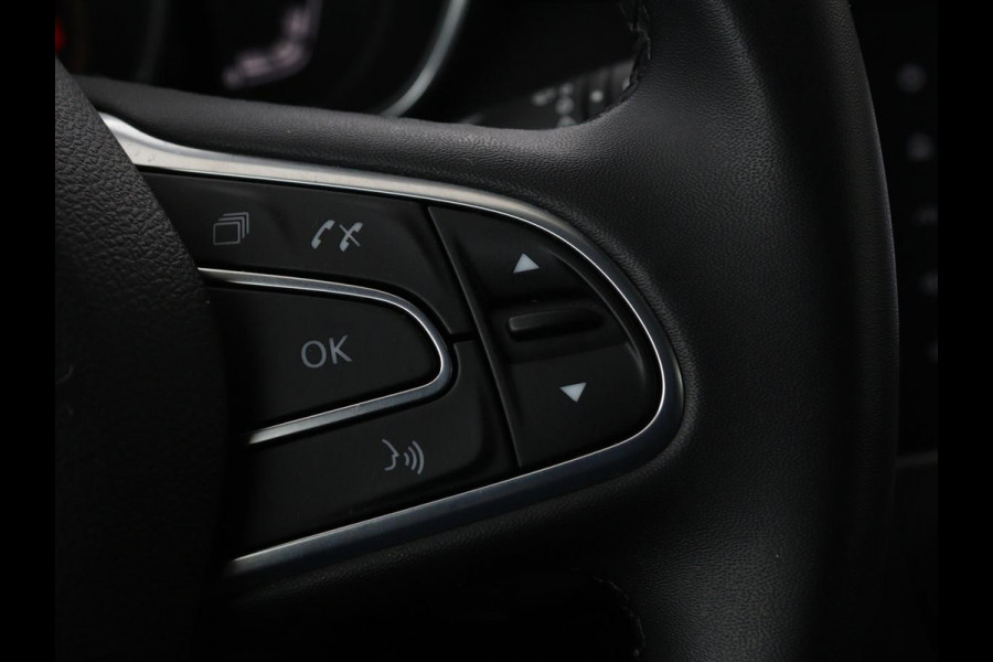 Renault Kadjar 1.3 TCe Techno | Automaat | Stoelverwarming | Trekhaak | Carplay | Camera | Half leder | Keyless | Full LED