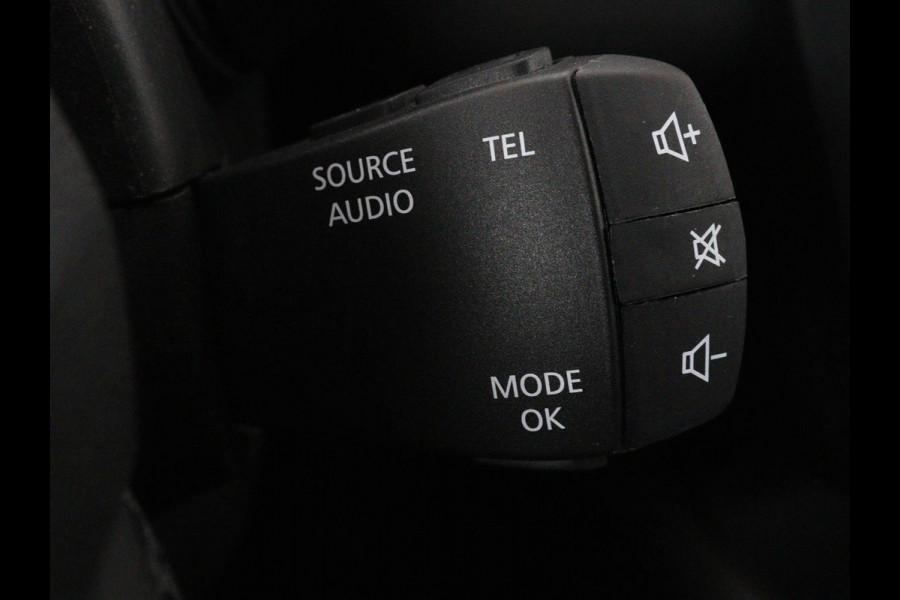 Renault Kadjar 1.3 TCe Techno | Automaat | Stoelverwarming | Trekhaak | Carplay | Camera | Half leder | Keyless | Full LED