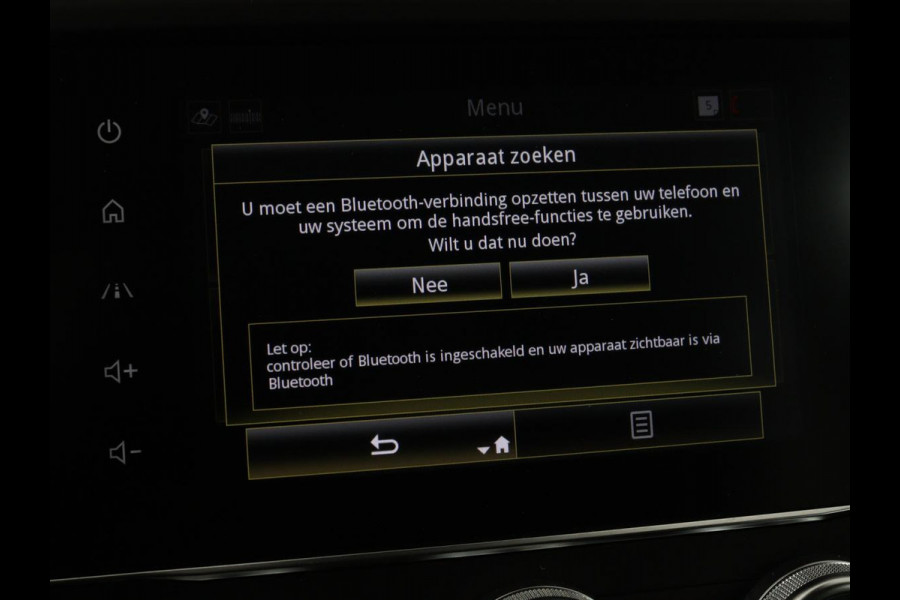 Renault Kadjar 1.3 TCe Techno | Automaat | Stoelverwarming | Trekhaak | Carplay | Camera | Half leder | Keyless | Full LED