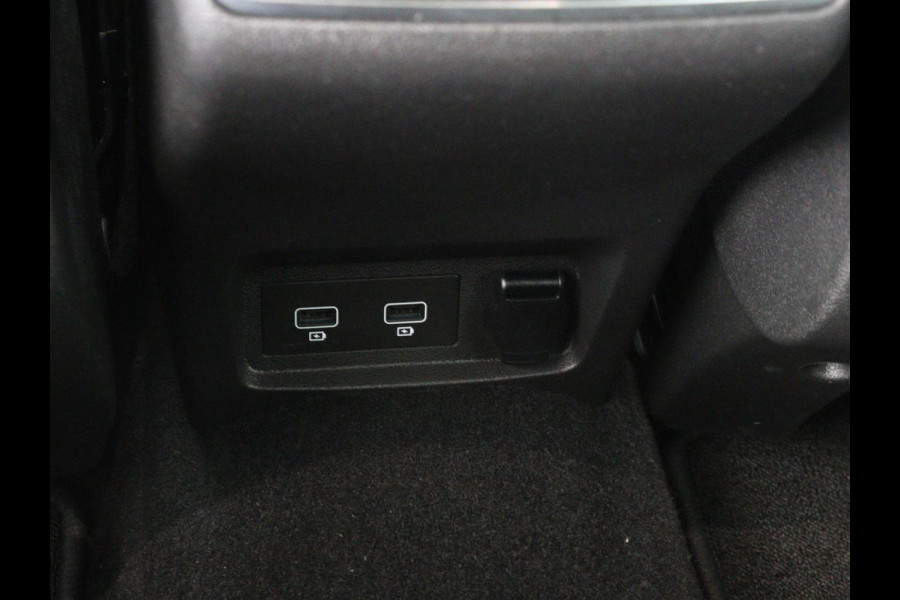Renault Kadjar 1.3 TCe Techno | Automaat | Stoelverwarming | Trekhaak | Carplay | Camera | Half leder | Keyless | Full LED