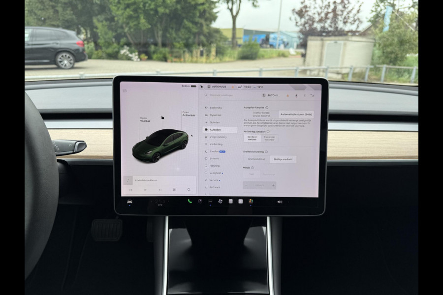 Tesla Model 3 Long Range AWD Dual | Autopilot | Panorama | Leder |