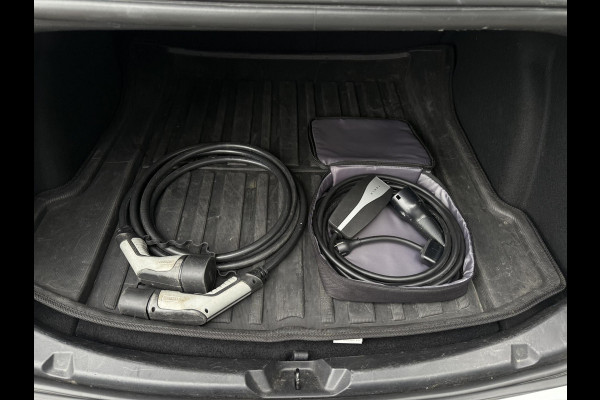 Tesla Model 3 Long Range AWD Dual | Autopilot | Panorama | Leder |