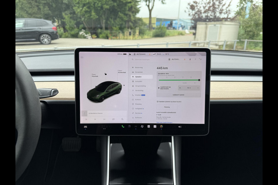 Tesla Model 3 Long Range AWD Dual | Autopilot | Panorama | Leder |