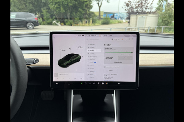 Tesla Model 3 Long Range AWD Dual | Autopilot | Panorama | Leder |