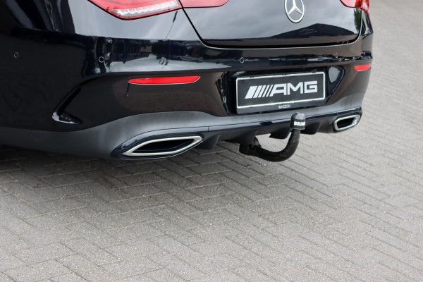 Mercedes-Benz CLA-Klasse 200 Business Solution AMG Line Aut7 | Panoramadak | Widescreen | Trekhaak | Sfeerverlichting | Camera | High Perf. LED | Stoelverwarming | Cruise Control |