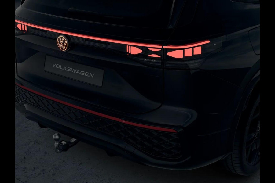 Volkswagen Tayron R-Line-Edition 1.5 eHybrid 200 kW / 272 pk SUV 6 v