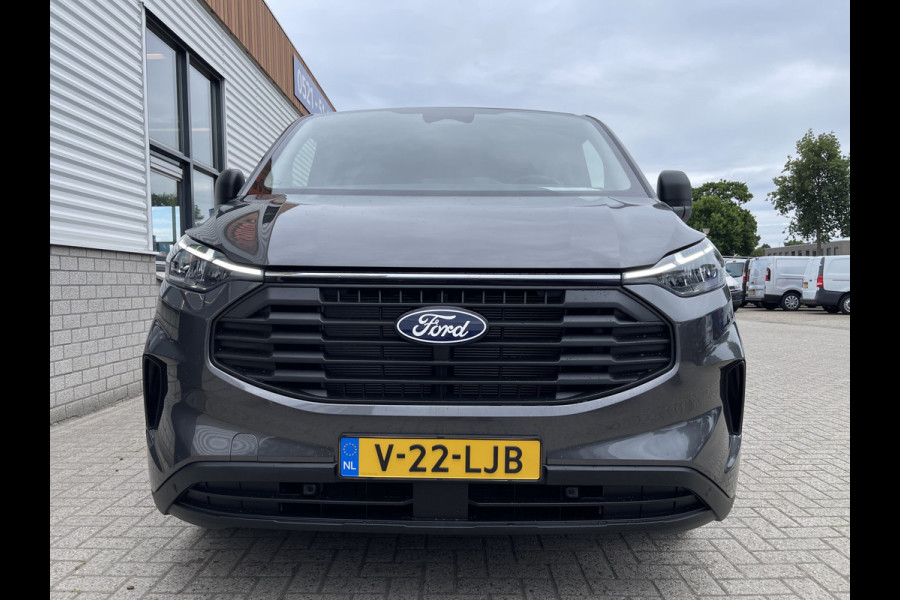 Ford Transit Custom 340 2.0 TDCI L2H1 Trend DC 6 persoons / NIEUW / bpm vrij / rijklaar € 39.950 ex btw / lease vanaf € 715 / direct leverbaar / airco / cruise / apple carplay / camera / magnetic grey metallic