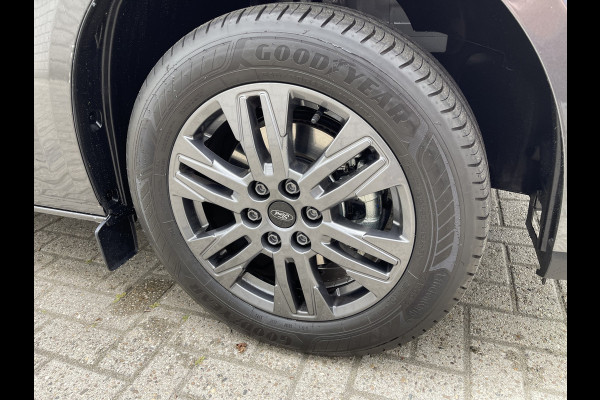 Ford Transit Custom 340 2.0 TDCI L2H1 Trend DC 6 persoons / NIEUW / bpm vrij / rijklaar € 39.950 ex btw / lease vanaf € 715 / direct leverbaar / airco / cruise / apple carplay / camera / magnetic grey metallic
