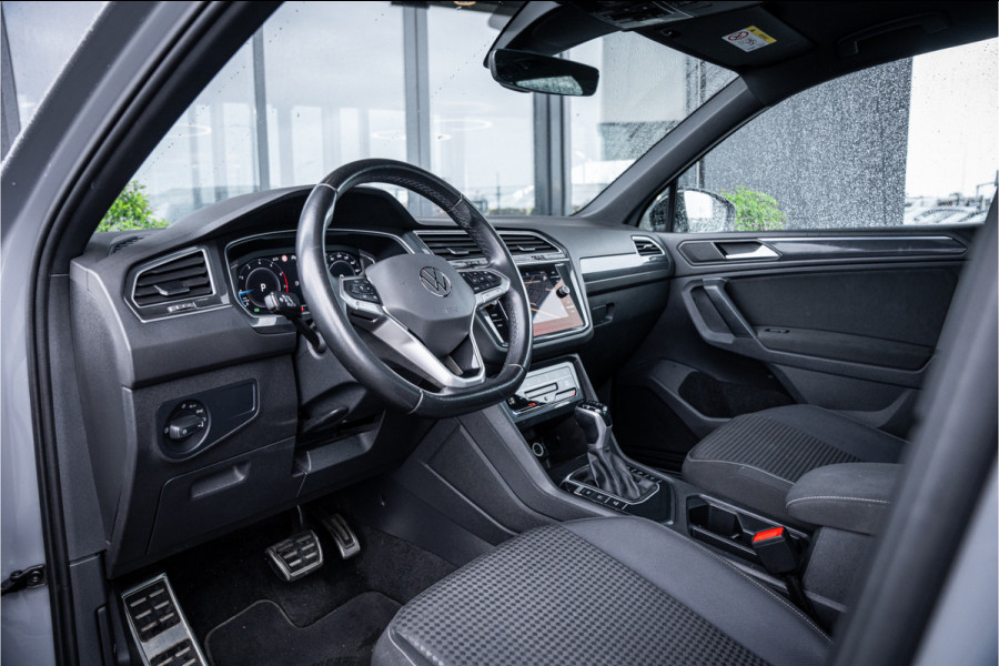 Volkswagen Tiguan 1.5 TSI MY21 - Panorama | ACC | Stoelverwarming | Apple Carplay