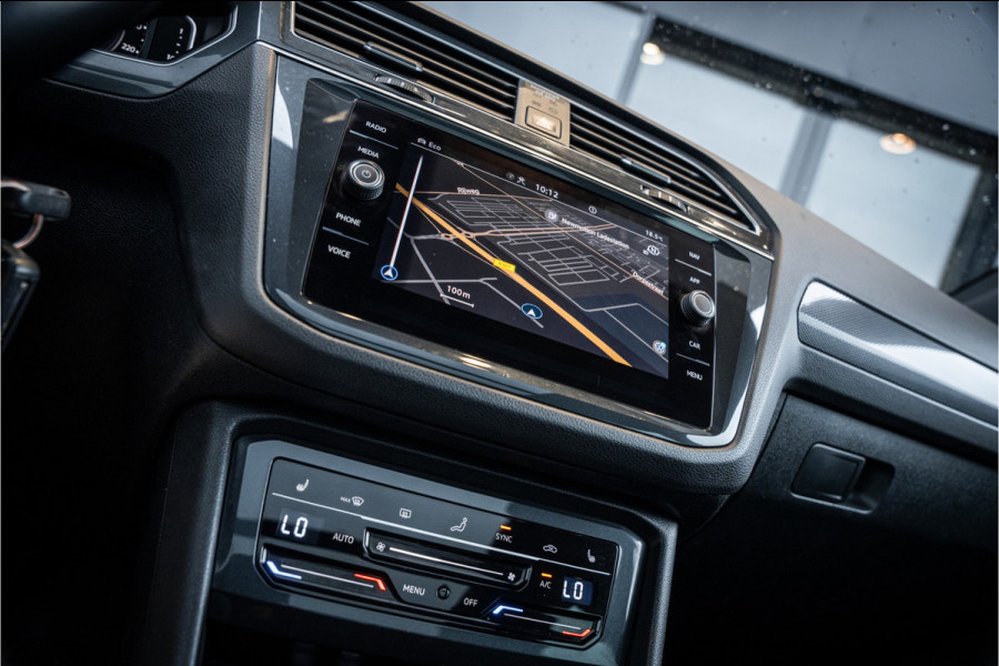 Volkswagen Tiguan 1.5 TSI MY21 - Panorama | ACC | Stoelverwarming | Apple Carplay