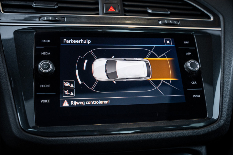 Volkswagen Tiguan 1.5 TSI MY21 - Panorama | ACC | Stoelverwarming | Apple Carplay