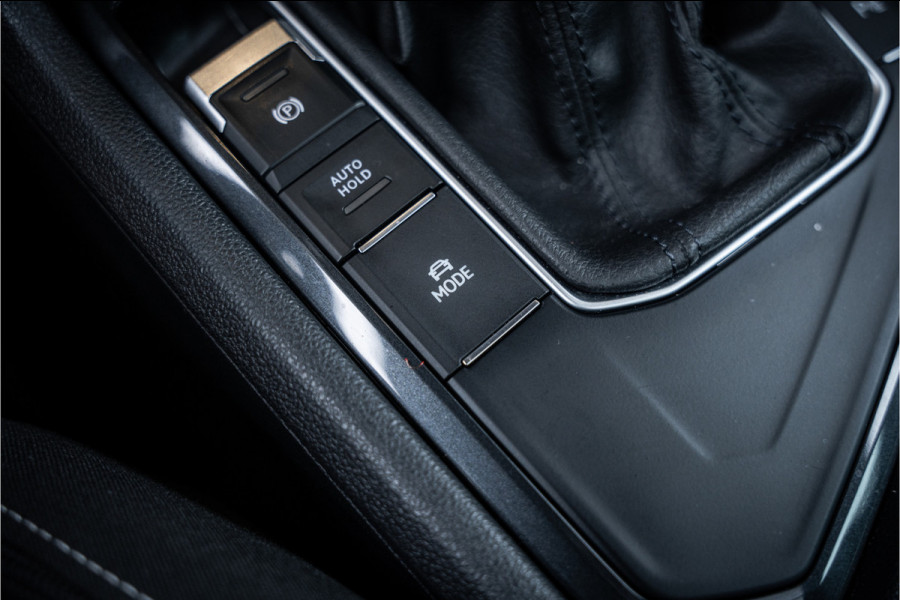Volkswagen Tiguan 1.5 TSI MY21 - Panorama | ACC | Stoelverwarming | Apple Carplay