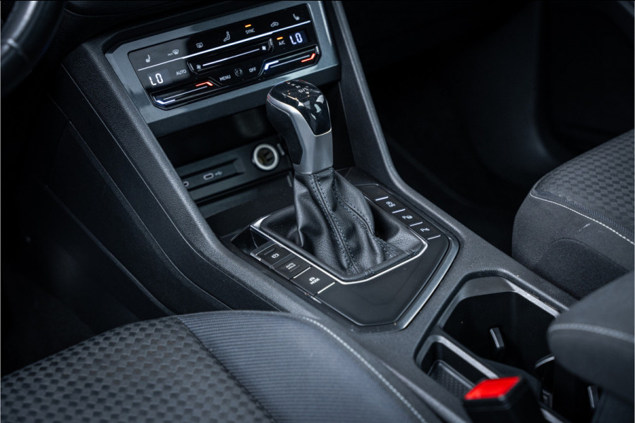 Volkswagen Tiguan 1.5 TSI MY21 - Panorama | ACC | Stoelverwarming | Apple Carplay