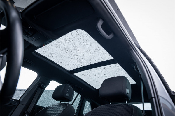 Volkswagen Tiguan 1.5 TSI MY21 - Panorama | ACC | Stoelverwarming | Apple Carplay