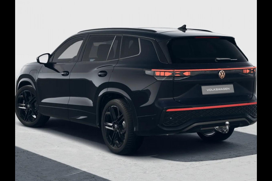 Volkswagen Tayron R-Line-Edition 1.5 eHybrid 200 kW / 272 pk SUV 6 v