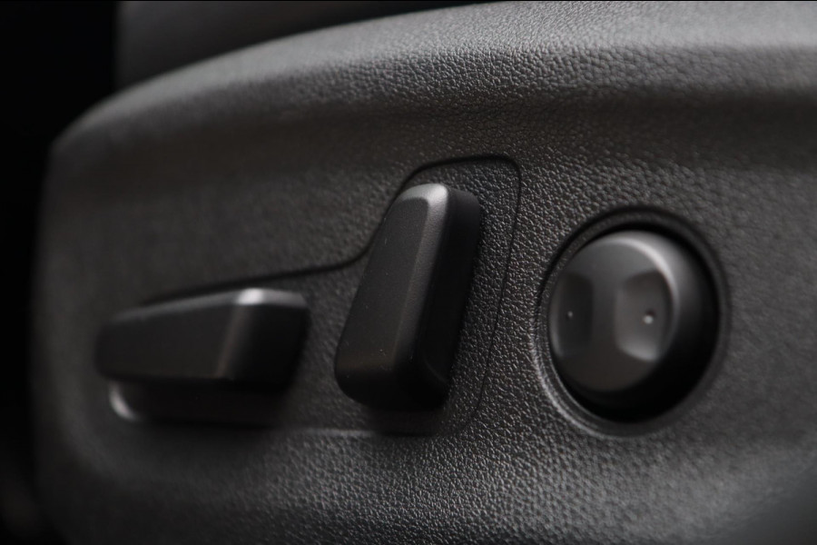 Kia Niro 1.6 GDI PHEV ExecutiveLine / KEYLESS / DODEHOEK / LEDER / CAMERA / JBL