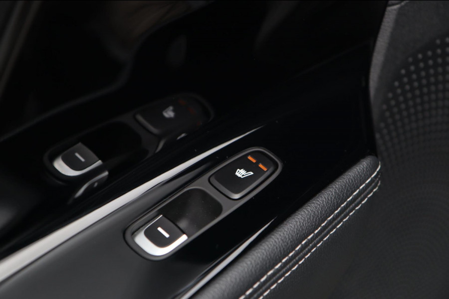 Kia Niro 1.6 GDI PHEV ExecutiveLine / KEYLESS / DODEHOEK / LEDER / CAMERA / JBL