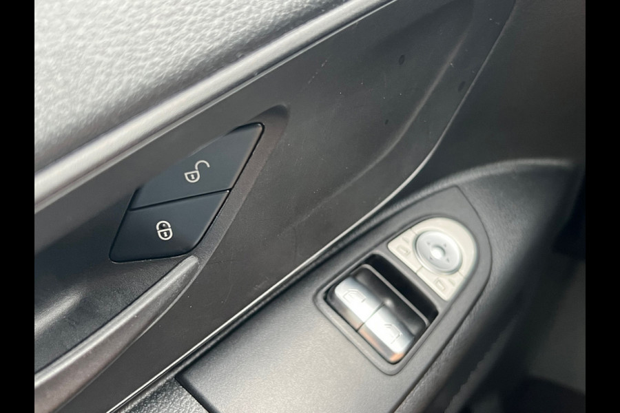 Mercedes-Benz Vito 114 CDI Extra Lang Automaat/ECC/Camera NAP.