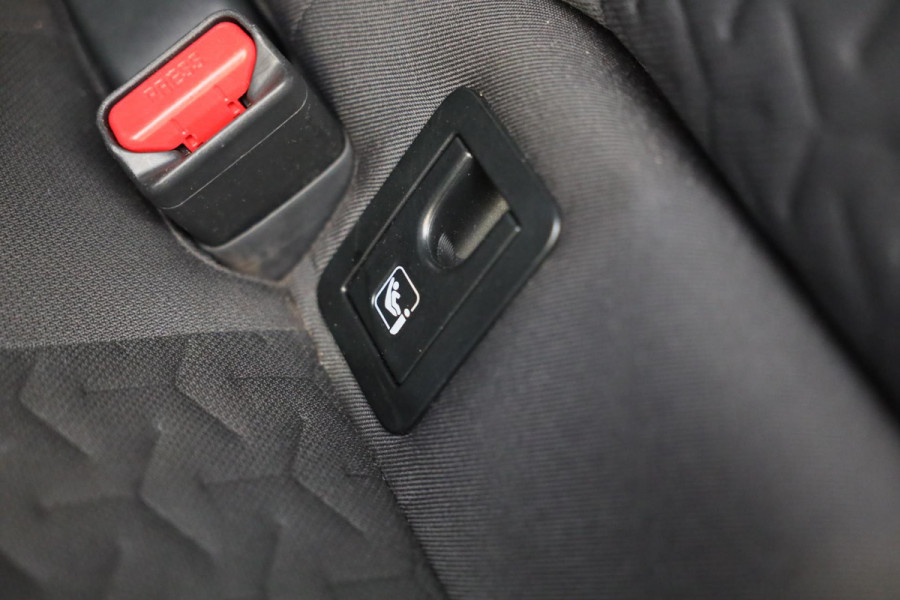 Toyota Corolla 1.8 Hybrid Business Plus / Aut / Camera / Acc / Lane Assist / Dode Hoek / Massage / Stoelverkoeling / Led / 17 Inch