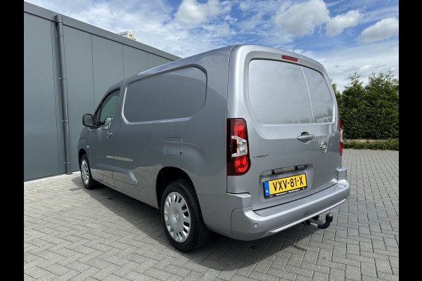 Opel Combo 1.5 BlueHDi 130 PK AUTOMAAT / L2H1 / 31.834 KM / CAMERA / ECC / CRUISE / TREKHAAK / STUURVERWARMING