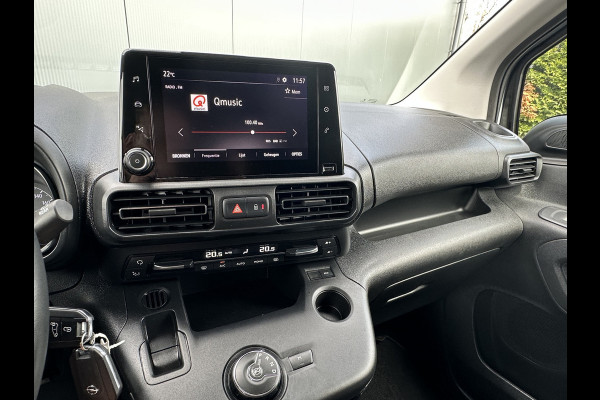 Opel Combo 1.5 BlueHDi 130 PK AUTOMAAT / L2H1 / 31.834 KM / CAMERA / ECC / CRUISE / TREKHAAK / STUURVERWARMING