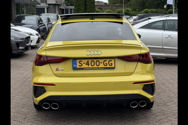 Audi S3 Limousine 2.0 TFSI quattro Edition One / Panoramadak / Camera / RS Seats / B&O / 19'' / Matrix LED / Navigatie / Dodehoek / ACC / Stoelverwarming / DAB