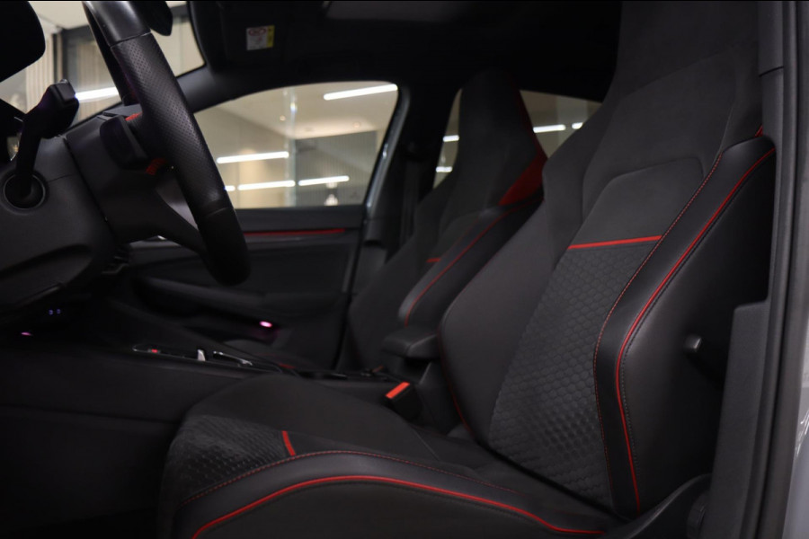 Volkswagen Golf 2.0 TSI GTI CLUBSPORT /PANO/ACC/CAM/CARPLAY/IQ-LIGHT/VOLL