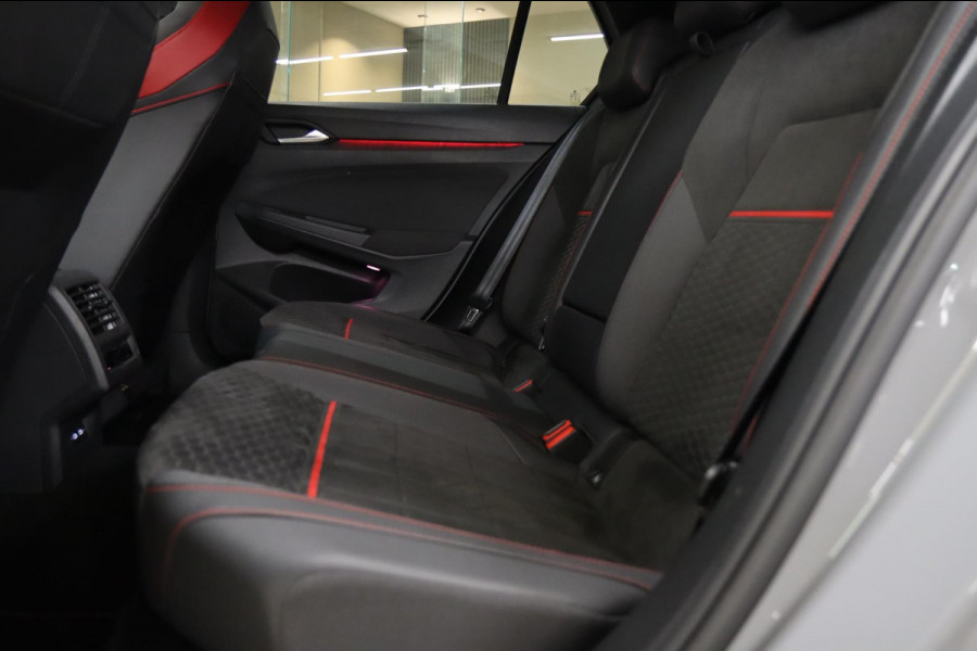 Volkswagen Golf 2.0 TSI GTI CLUBSPORT /PANO/ACC/CAM/CARPLAY/IQ-LIGHT/VOLL