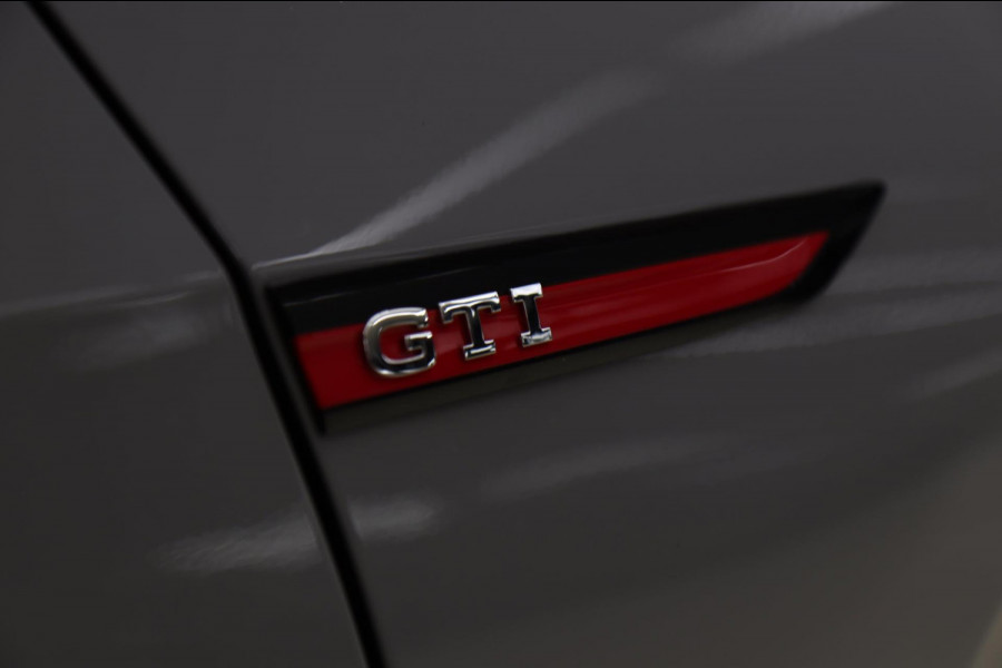Volkswagen Golf 2.0 TSI GTI CLUBSPORT /PANO/ACC/CAM/CARPLAY/IQ-LIGHT/VOLL