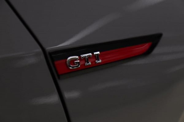 Volkswagen Golf 2.0 TSI GTI CLUBSPORT /PANO/ACC/CAM/CARPLAY/IQ-LIGHT/VOLL