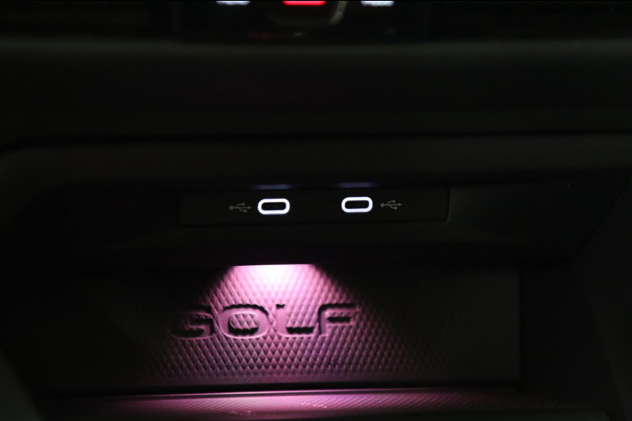 Volkswagen Golf 2.0 TSI GTI CLUBSPORT /PANO/ACC/CAM/CARPLAY/IQ-LIGHT/VOLL