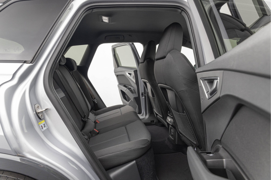Audi Q4 e-tron 40 Launch edition Advanced Plus 77 KW Sonos Warmtepomp 20'' Matrix