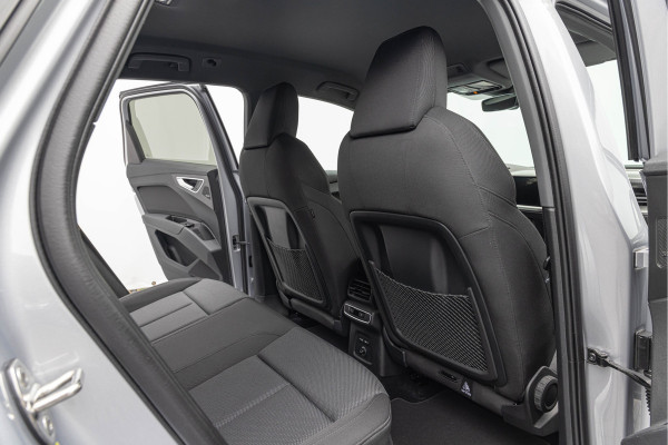 Audi Q4 e-tron 40 Launch edition Advanced Plus 77 KW Sonos Warmtepomp 20'' Matrix
