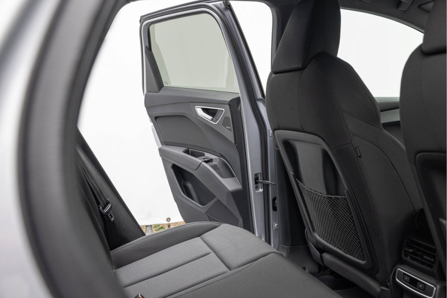 Audi Q4 e-tron 40 Launch edition Advanced Plus 77 KW Sonos Warmtepomp 20'' Matrix